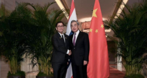 Diplomatie in Kunming: hoop op einde Thais-Cambodjaans conflict Diplomatie in Kunming: hoop op einde Thais-Cambodjaans conflict