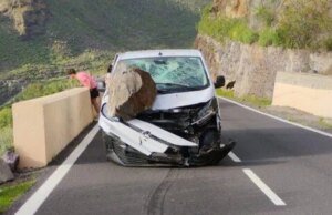 Zware regenval veroorzaakt chaos op Tenerife, waarbij enorme stenen op auto’s vallen
| Nieuws in Assen